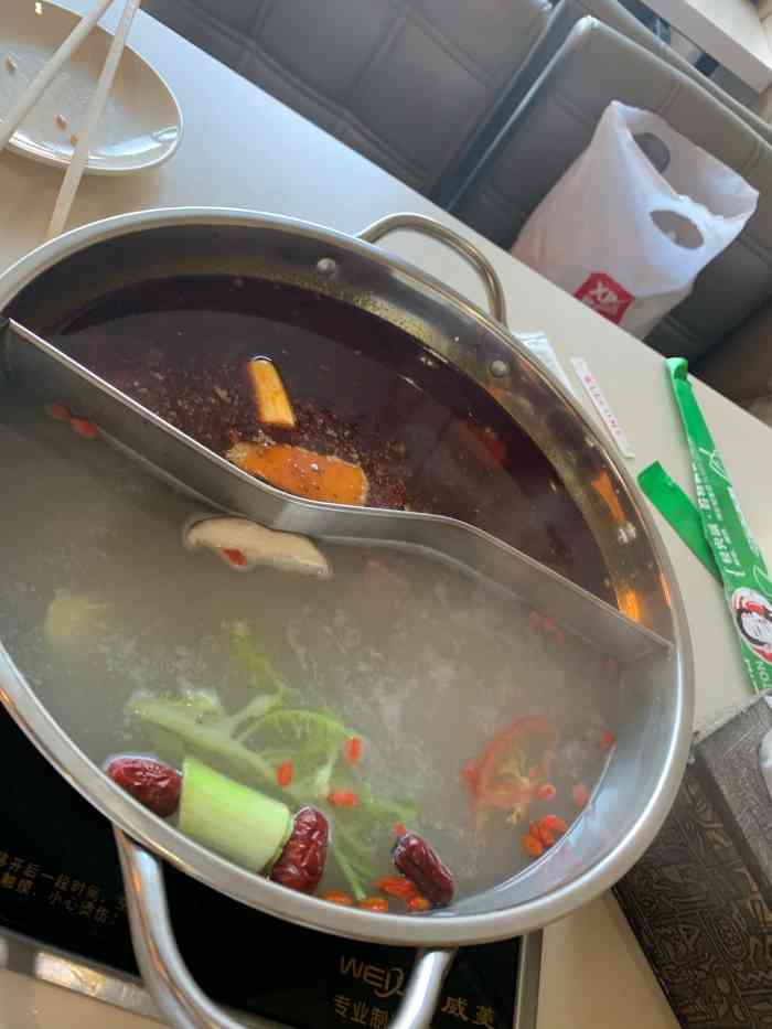 张老坎轻火锅(大红门店)-"这家店离家特别近 所以经常去 人也不多 .