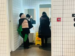 -肯德基(成山路地铁站店)