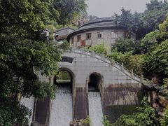-云卷云书咖啡厅