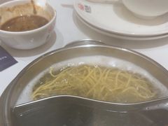 -帝皇海海鲜豆捞(桐泾商务广场店)