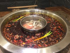 -憨石匠鲜菜土火锅(昆都店)