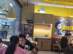 大堂-小鱼小牛·鱼牛干锅·脆鱼火锅(世欧广场店)