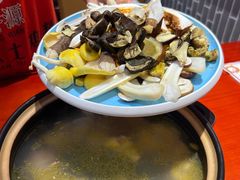 -菌之家·专业纯野生菌火锅·特色炒菌