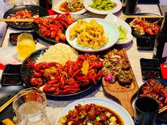 -沪小胖小龙虾(淮海中路旗舰店)