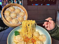 -馋三尺蟹粉小笼(人民广场店)