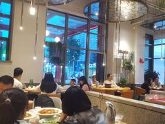 -红樱桃·欢乐餐厅(太原里店)