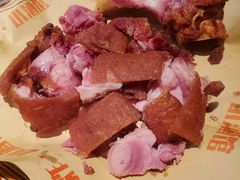 德式脆皮猪肘-肉店炸炸炸·爆汁孜然牛肉