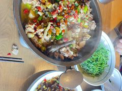 -小洞天柴火土菜馆