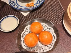 脆皮流沙包-逸东轩(香港逸东酒店)