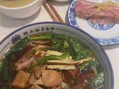 -镇南锅盖面馆(解放路店)