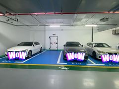 -新世界新丸中心-地下停车场