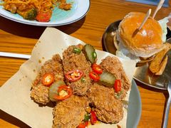 韩式甜辣炸鸡翅-魏斯理汉堡(西安沣东吾悦店)