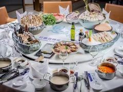 -红鼎豆捞·非遗鲍皇汤火锅(宝丰路店)