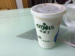 华莱士(四望亭路店)-华莱士·全鸡汉堡(四望亭店)