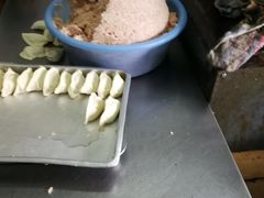 -黄阿姨锅贴大王(万航渡路店)