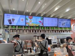-CoCo都可(湖滨银泰店B区店)
