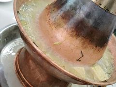 -一口猪海鲜浑锅·东北家常菜