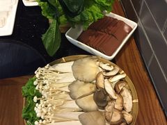 -香天下·四川火锅(安镇大润发店)