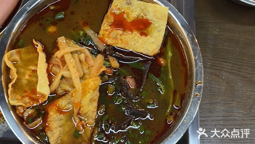 广西地道螺蛳粉来咯来咯！