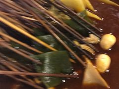 -拈签一笑黄牛肉辣卤串串