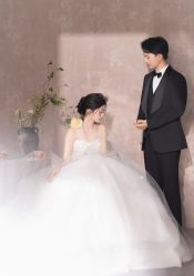 -青禾蒙娜丽莎婚纱摄影(武汉总店)