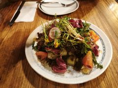 蔬菜沙拉配烤南瓜-SMOKI & CO(五大道店)
