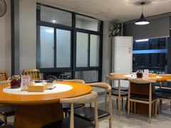 -九道菜有鸡鱼头(石鼓路店)