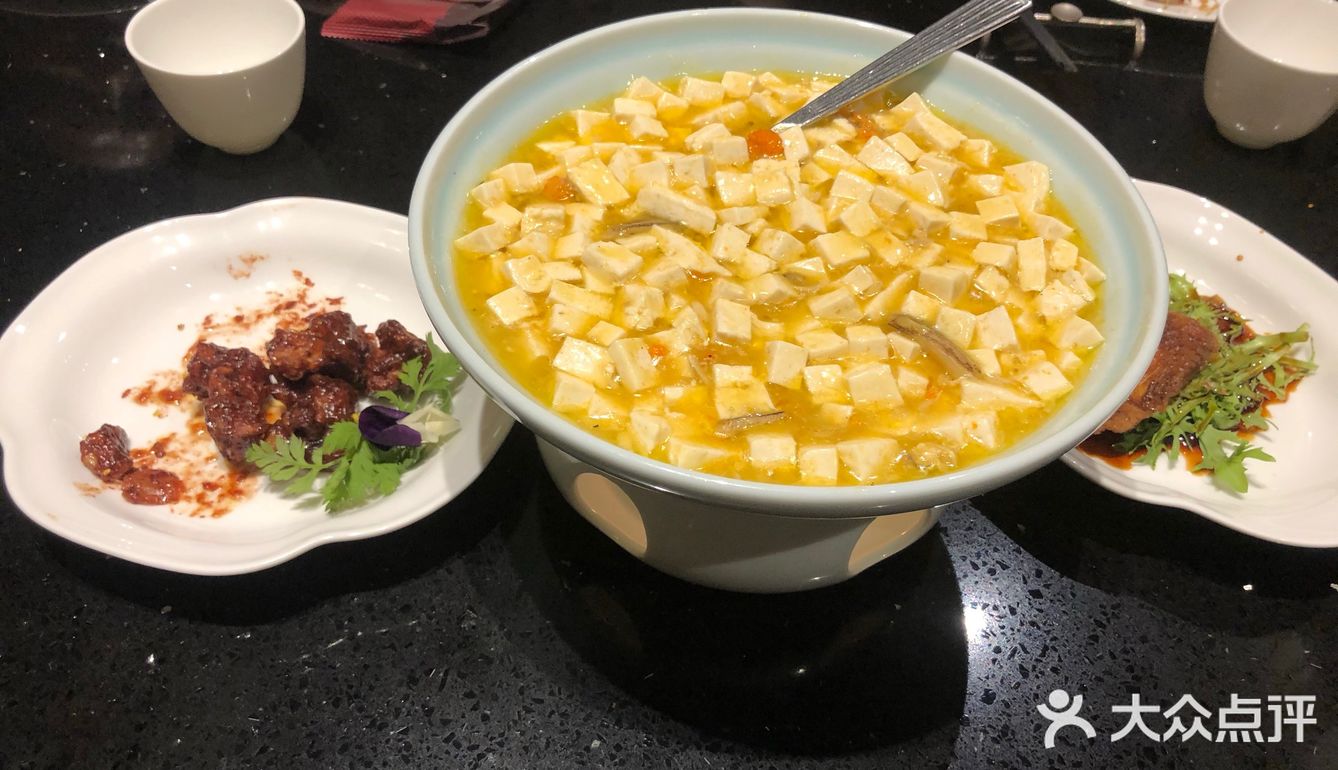 狮子头很大一个，好扎实，吃不完，太多肉了