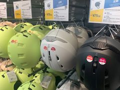 -迪卡侬(西三旗店)