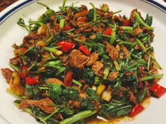 小炒黄牛肉-湘里乡亲甲王二老店