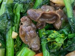 菜心炒鸽杂-煲煲掂风味煲仔饭餐厅(西区店)