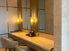 -成都华尔道夫酒店游泳池