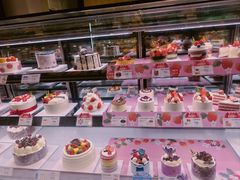 -巴黎贝甜(大宁国际商业广场店)