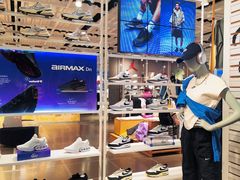 -NIKE品牌体验店(南京东路店)
