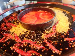 鸳鸯番茄锅-矮板凳老火锅(宽窄巷子店)