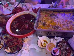 -海盗船. 龙虾烧烤. 酒馆