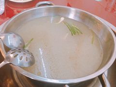 -老石黑山羊毛驴肉火锅(金凯广场店)
