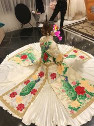 点击看大图 -拉瑞娜LaReine婚纱礼服高级定制