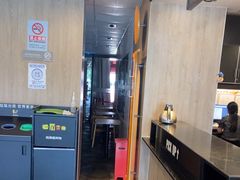 -麦当劳(国家体育场南路店)