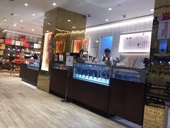 -VENCHI 闻绮(北京国贸商城店)