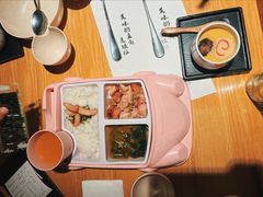 芝士鸡肉扣蛋定食-味太助·银饭食堂(中华城店)