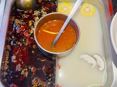 双拼锅底-渝利重庆火锅