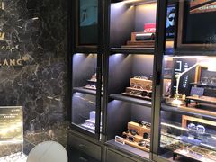 -日本手作眼镜·久川睛匠(新中关购物中心店)