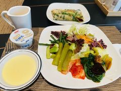 -北京保利大厦酒店(东四十条地铁站店)