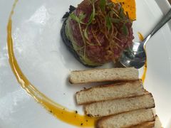 牛肉塔塔配牛油果黑橄榄酱-Solo(衡山路店)