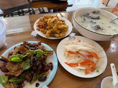 -美顺香食府鱼头老店(雪野湖店)