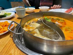 青瓷双味锅-青瓷火锅料理(西单大悦城店)