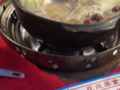 -花苑美食横琴生蚝火锅(拱北粤华路店)