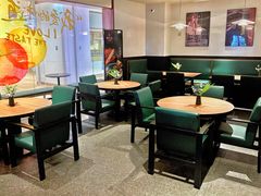 大堂-青年公社烤鸭(宝杨宝龙广场店)