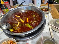 -肖肖酸萝卜鱼火锅(总店)
